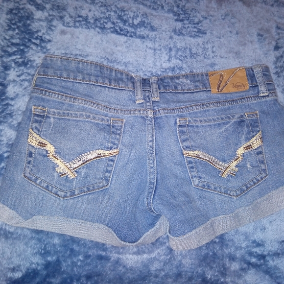 Jean shorts - Picture 5 of 5